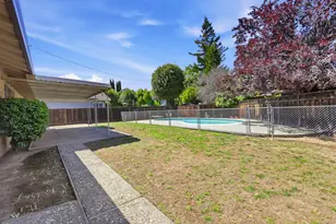 807 Cathedral Dr, Sunnyvale, CA 94087 - Photo 39