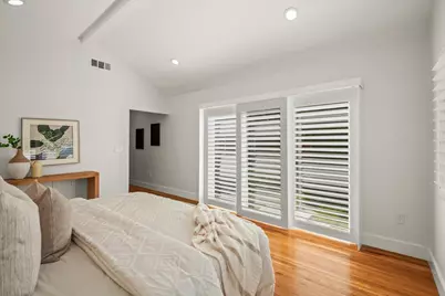 2351 Fruitdale Ave, San Jose, CA 95128 - Photo 17