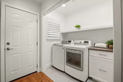 2351 Fruitdale Ave, San Jose, CA 95128 - Photo 15
