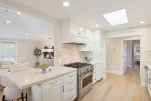 808 Kirkaldy Ct, Sunnyvale, CA 94087 - Photo 7