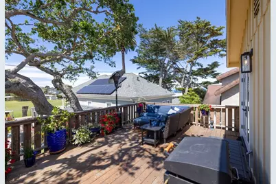 512 12th St, Pacific Grove, CA 93950 - Photo 35