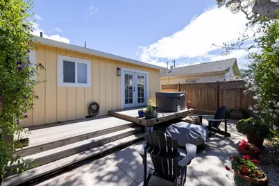 512 12th St, Pacific Grove, CA 93950 - Photo 39