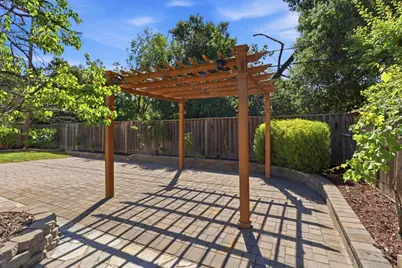 1174 Arlington Ln, San Jose, CA 95129 - Photo 25