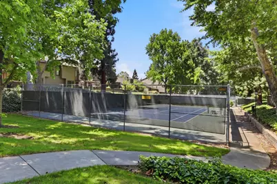 1709 Cherryhills Ln, San Jose, CA 95125 - Photo 39