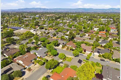 1414 Newfoundland Dr, Sunnyvale, CA 94087 - Photo 59