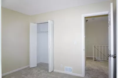 902 Gilchrist 3, San Jose, CA 95133 - Photo 11