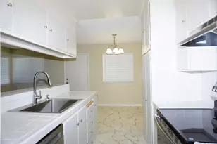 902 Gilchrist Wkwy 3, San Jose, CA 95133 - Photo 7