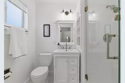 2725 Las Gallinas Ave, San Rafael, CA 94903 - Photo 17