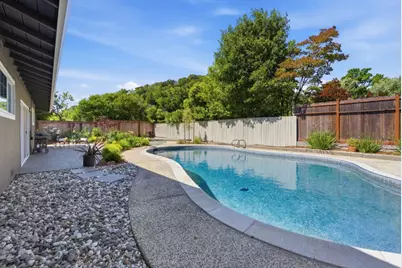 2725 Las Gallinas Ave, San Rafael, CA 94903 - Photo 27