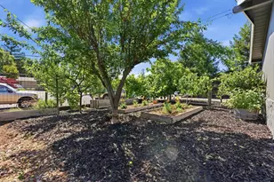 2725 Las Gallinas Ave, San Rafael, CA 94903 - Photo 25