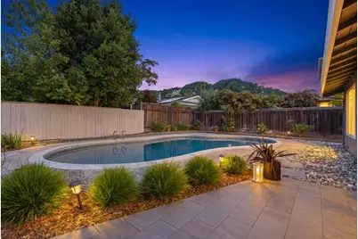 2725 Las Gallinas Ave, San Rafael, CA 94903 - Photo 1