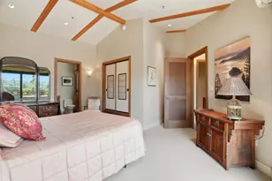 12728 La Cresta Dr, Los Altos Hills, CA 94022 - Photo 29