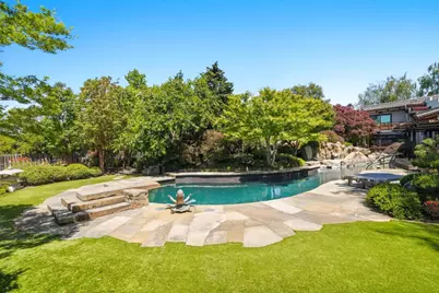 12728 La Cresta Dr, Los Altos Hills, CA 94022 - Photo 41