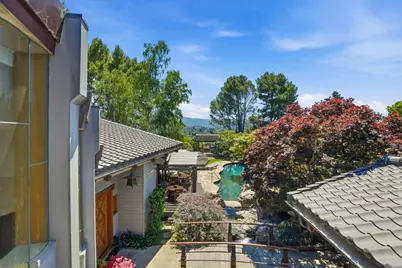 12728 La Cresta Dr, Los Altos Hills, CA 94022 - Photo 31