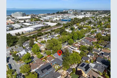 1447 Laguna Ave, Burlingame, CA 94010 - Photo 51