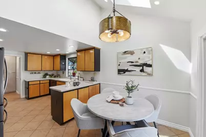 10112 Adelheid Ct, Cupertino, CA 95014 - Photo 11