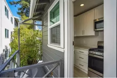 1124 Douglas Ave, Burlingame, CA 94010 - Photo 13