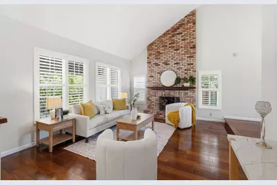 1636 Mariani Dr, Sunnyvale, CA 94087 - Photo 9