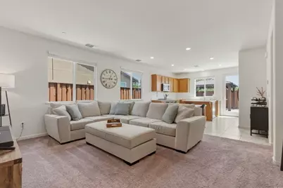 914 Fulton Way, Hollister, CA 95023 - Photo 9