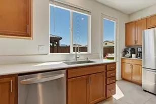 914 Fulton Way, Hollister, CA 95023 - Photo 17