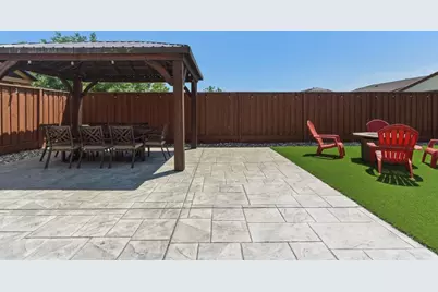 914 Fulton Way, Hollister, CA 95023 - Photo 27