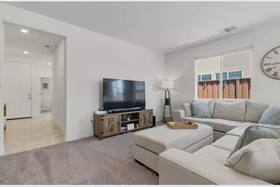 914 Fulton Way, Hollister, CA 95023 - Photo 11