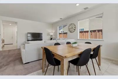 914 Fulton Way, Hollister, CA 95023 - Photo 13
