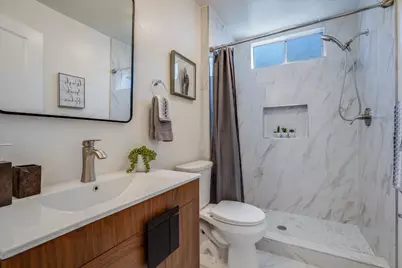 8240 Springdale Ct, Gilroy, CA 95020 - Photo 15