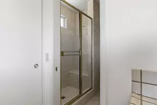 10730 La Roda Dr, Cupertino, CA 95014 - Photo 17