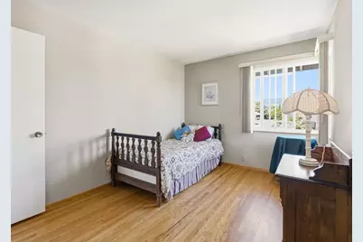 10730 La Roda Dr, Cupertino, CA 95014 - Photo 27