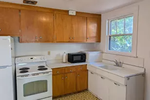 365 Cherry Ave, Menlo Park, CA 94025 - Photo 3