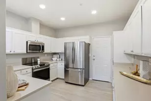 10756 Craigtown Ln, Dublin, CA 94568 - Photo 3