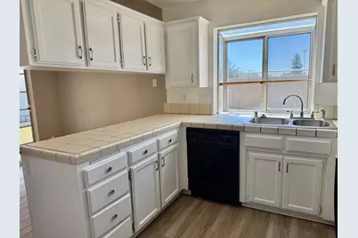 8665 N Cedar Ave 128, Fresno, CA 93720 - Photo 15