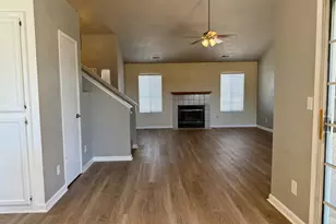8665 N Cedar Ave 128, Fresno, CA 93720 - Photo 11