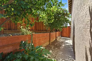 2661 Valley View Rd, Hollister, CA 95023 - Photo 37