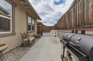 1130 Garcia Gln, Hollister, CA 95023 - Photo 31