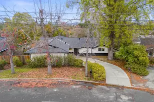 2660 Ross Pl, Walnut Creek, CA 94597 - Photo 45
