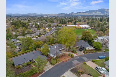 2660 Ross Pl, Walnut Creek, CA 94597 - Photo 47