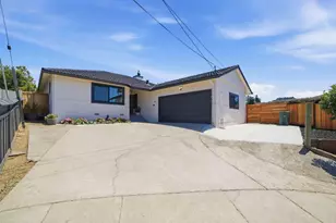 4 Dionne Ct, Belmont, CA 94002 - Photo 1