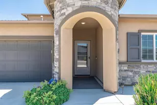 1381 Riverbank Dr, Madera, CA 93637 - Photo 45