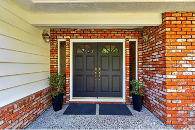 1355 Robsheal Dr, San Jose, CA 95125 - Photo 5
