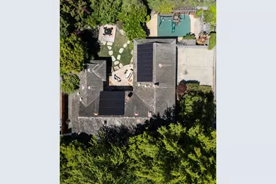 1310 Harwalt Dr, Los Altos, CA 94024 - Photo 33