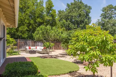 1027 Edmonds Ct, Sunnyvale, CA 94087 - Photo 25