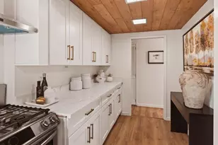 10525 Barnhart Ct, Cupertino, CA 95014 - Photo 9