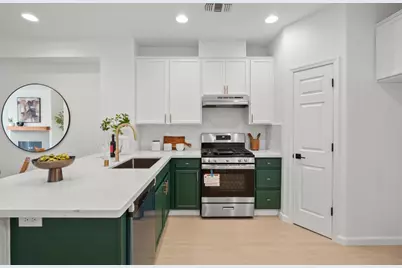 728 City Walk Pl 4, Hayward, CA 94541 - Photo 5