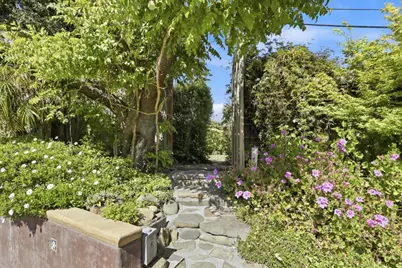 200 Cortez St, Capitola, CA 95010 - Photo 37