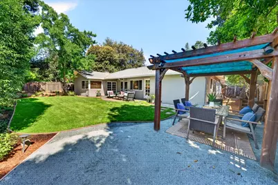 26 Sevilla Dr, Los Altos, CA 94022 - Photo 31