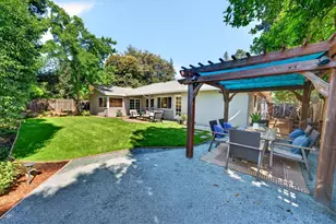 26 Sevilla Dr, Los Altos, CA 94022 - Photo 31
