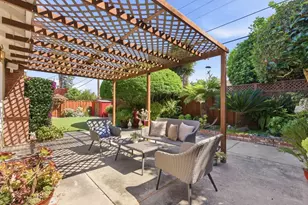 1126 W Knickerbocker Dr, Sunnyvale, CA 94087 - Photo 29
