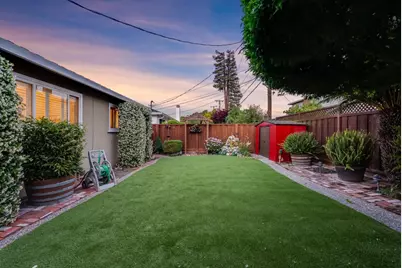 1126 W Knickerbocker Dr, Sunnyvale, CA 94087 - Photo 37